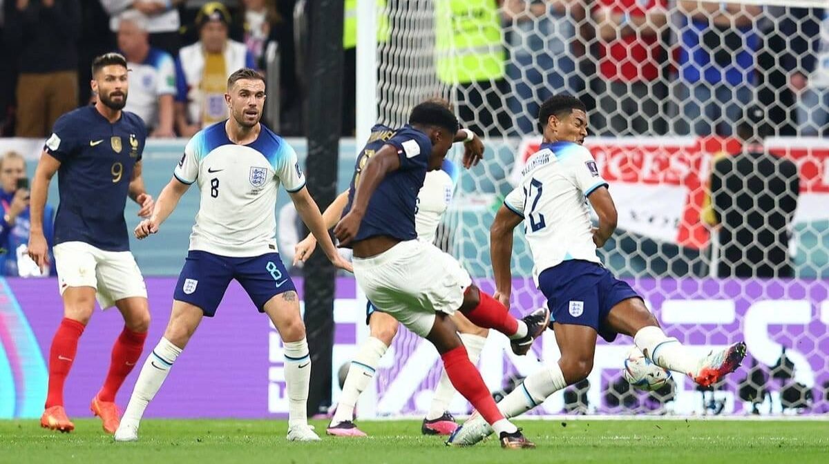فرنسا تتخطى إنجلترا بصعوبة وتتأهل إلي نصف نهائي كأس العالم